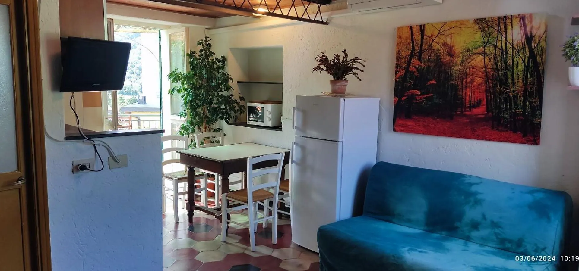 Bike Night-Bike Friendly, Cozy Loft, Finale Ligure Apartment Italy